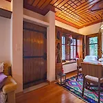 Kp113 Season In Villa Makrinítsa