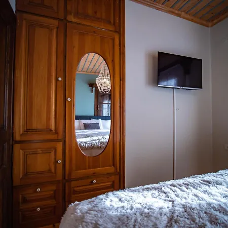 Kp113 Season In Villa Makrinitsa